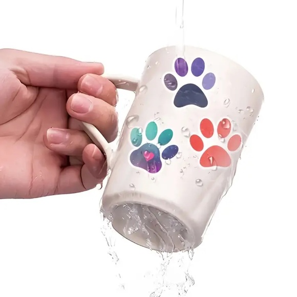 NIP! 50 Pieces of Animal Paw Print Stickers! - Picture 6 of 9
